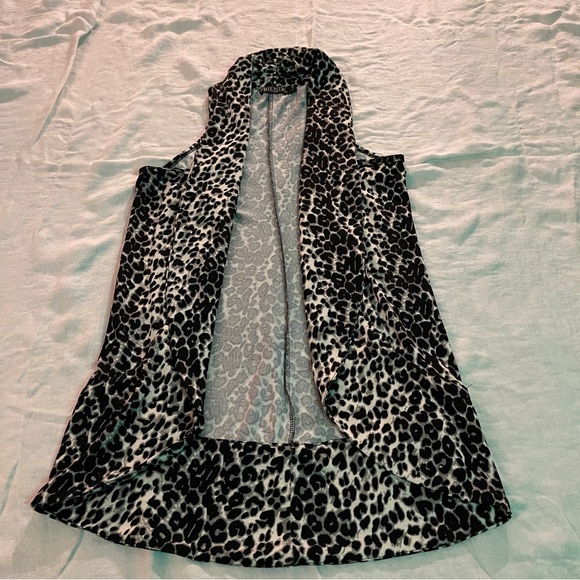 FRIENDS Jackets & Blazers - FRIENDS CLOTHING Large Vest Black and White,  Leopard Animal print,open, long.